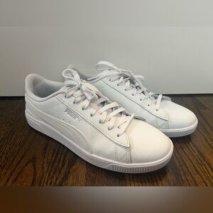 Puma Classic White Athletic Sneaker Shoes Women’s Size 11